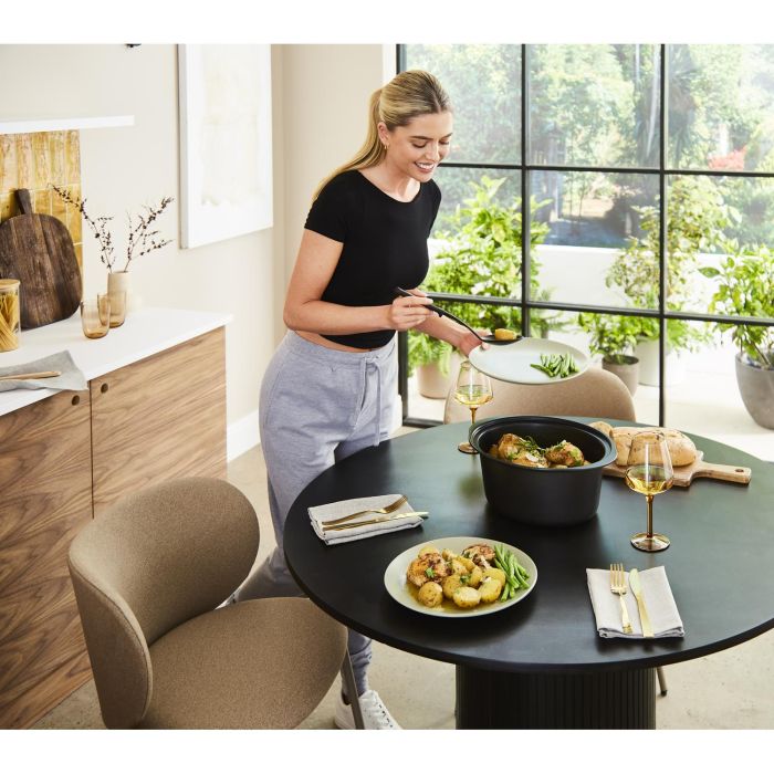 Morphy Richards 461016 Sear & Stew Slow Cooker - 6.5L Rose Gold