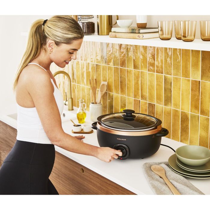 Morphy Richards 461016 Sear & Stew Slow Cooker - 6.5L Rose Gold