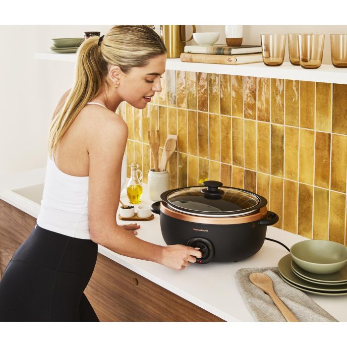 Morphy Richards 461016 Sear & Stew Slow Cooker - 6.5L Rose Gold