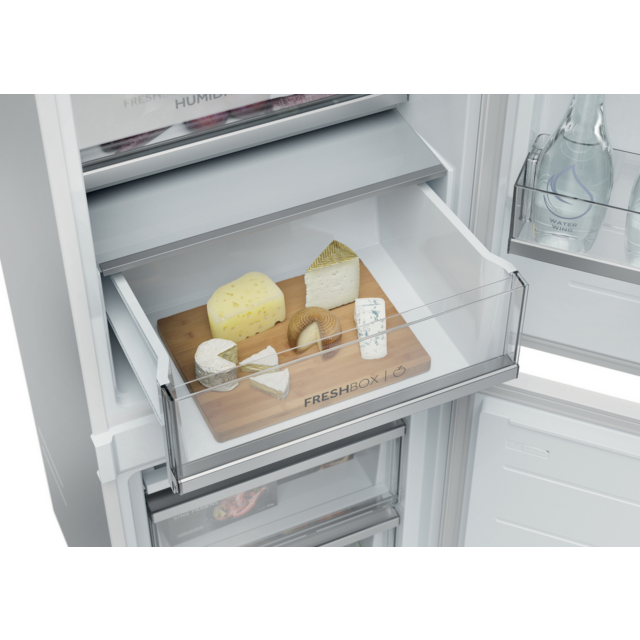 Haier HBQW5518EK-UK 70/30 Built-In No Frost Fridge Freezer