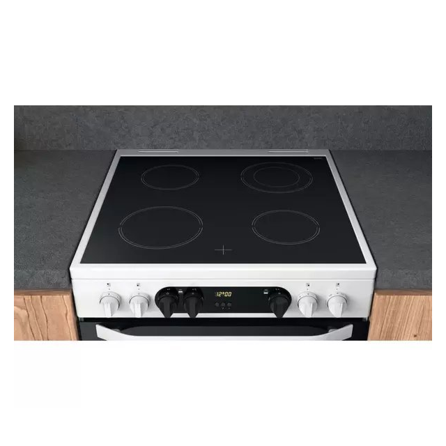 Hotpoint HDM67V9CMW 60cm Electric Ceramic Cooker - White