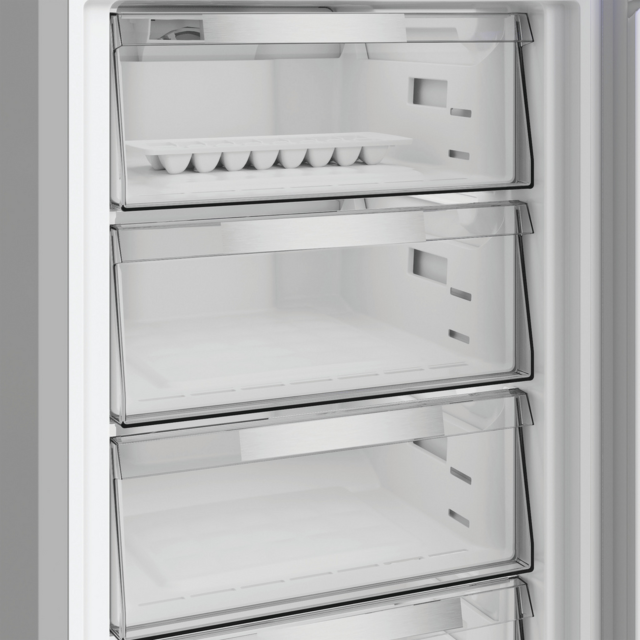 Hotpoint 66.1cm Dual No Frost Fridge Freezer Pet Inox
