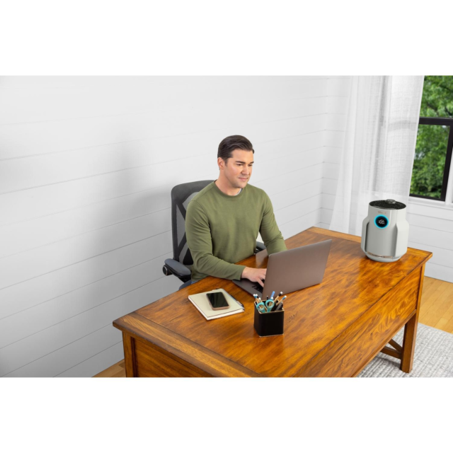 Shark HP072UK Compact Pro Air Purifier - Dove Colour