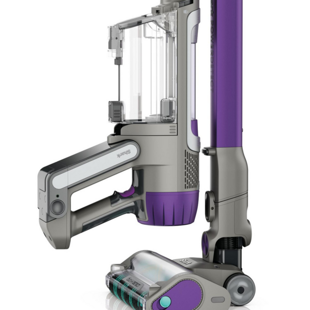 Shark IP1251UK Cordless Vacuum Cleaner with 70 Min Runtime
