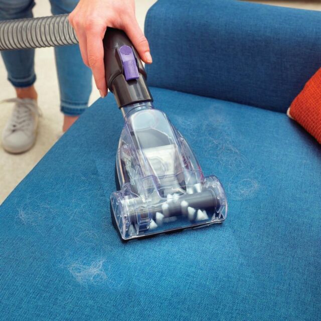 Vax UCUESHV1 Air Lift Steerable Pet Pro Vaccum Cleaner 